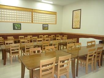 お食事処菜心味店内